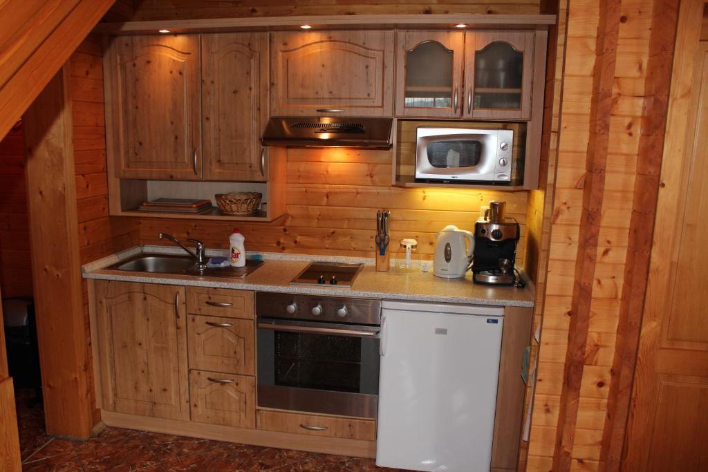 Apartmany A Chalupa Tara Albrechtice v Jizerskych horach Zimmer foto